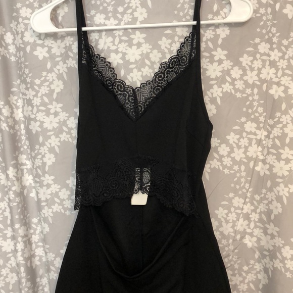 Spaghetti strap dress - Picture 3 of 3